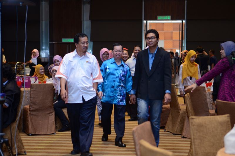 Hi tea alumni  14  067